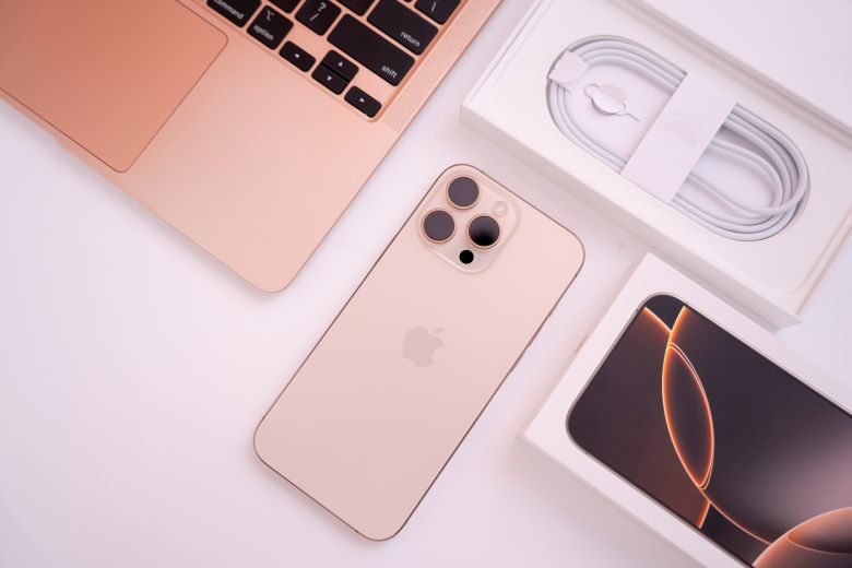 IPHONE 16 PROMAX - Black Titanium, White Titanium, Natural Titanium, Desert Titanium